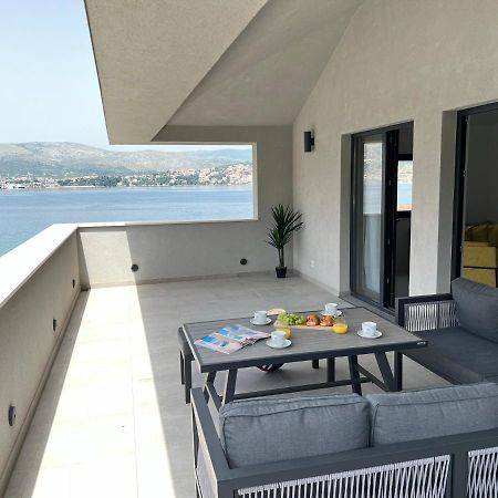 Beachfront House Olbia With Private Parking Trogir Buitenkant foto