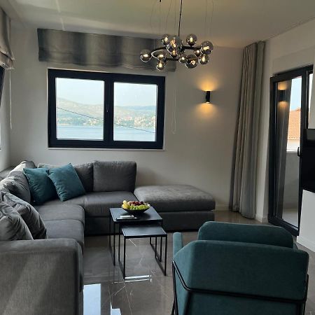 Beachfront House Olbia With Private Parking Trogir Buitenkant foto