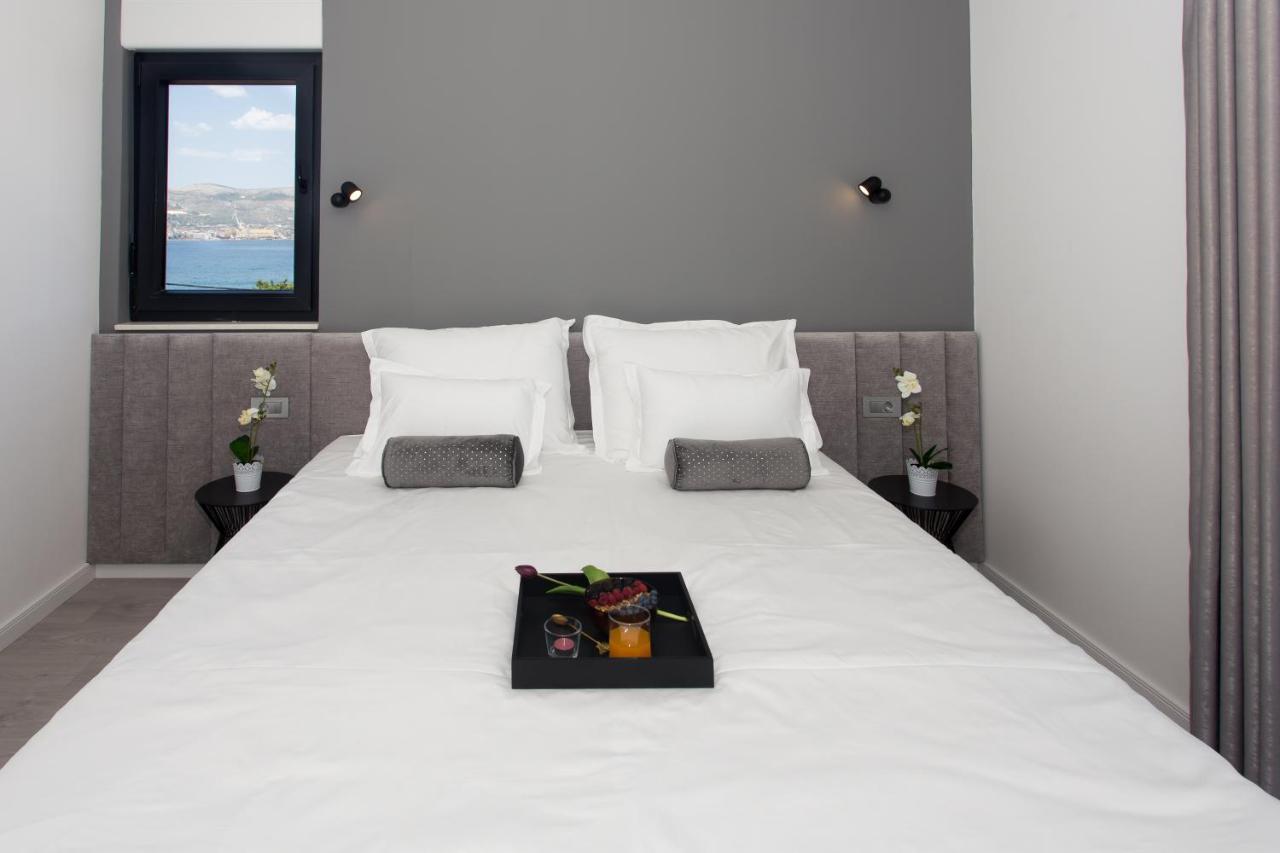 Beachfront House Olbia With Private Parking Trogir Buitenkant foto