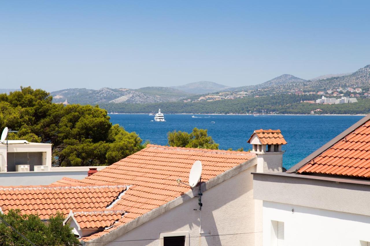 Beachfront House Olbia With Private Parking Trogir Buitenkant foto